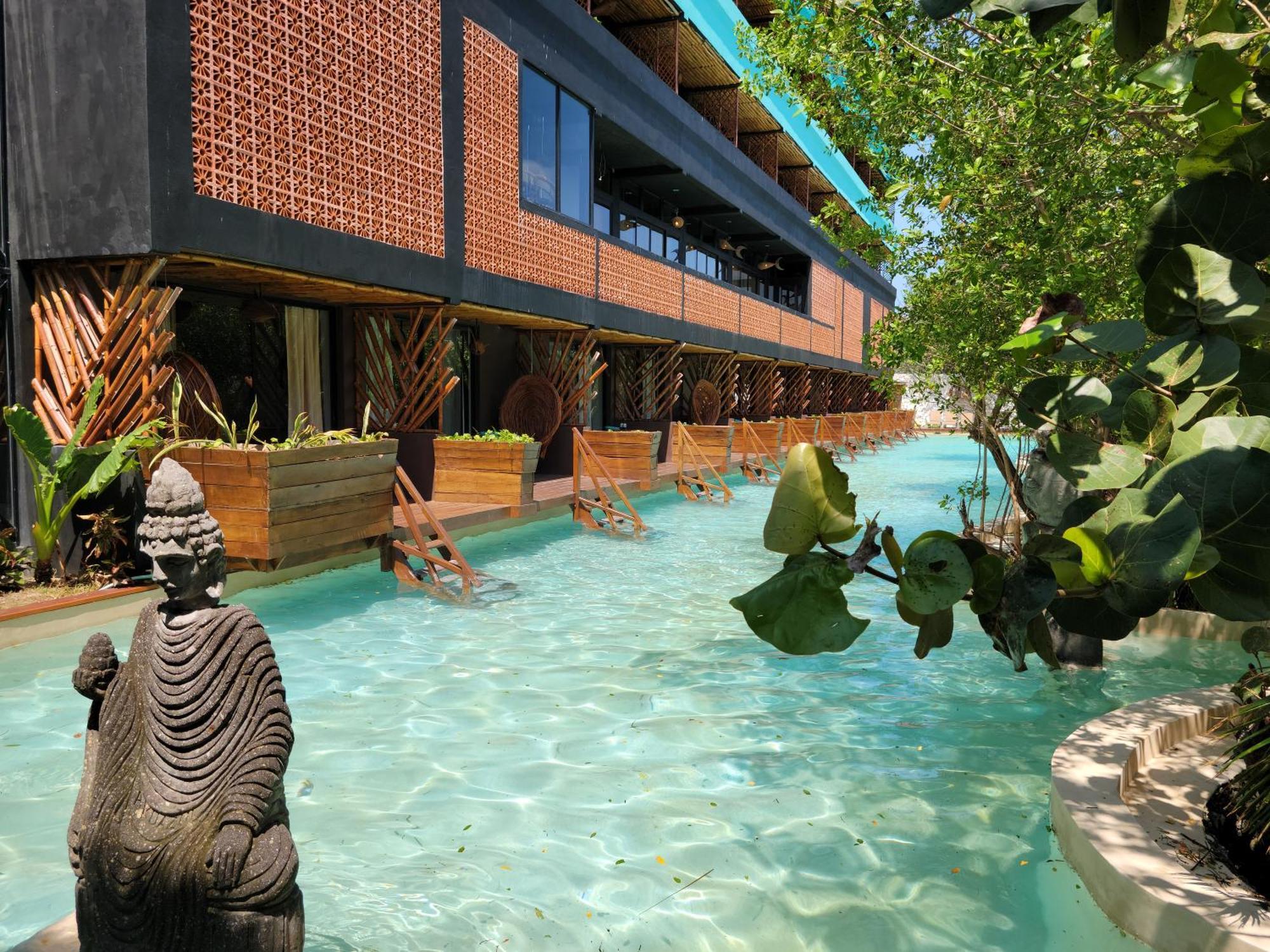 Akuazul Resorts Adults Only Cancún Exterior foto