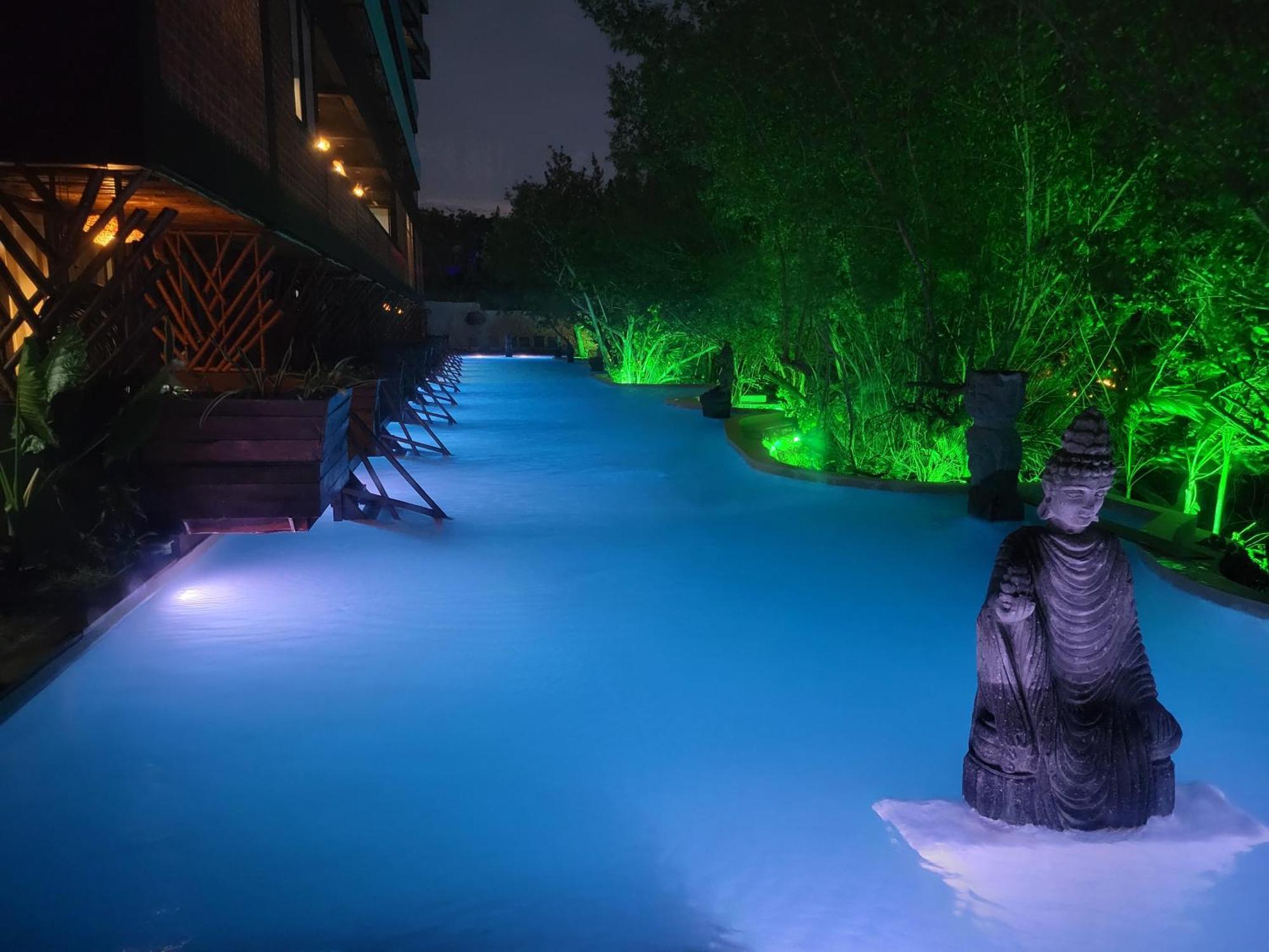 Akuazul Resorts Adults Only Cancún Exterior foto