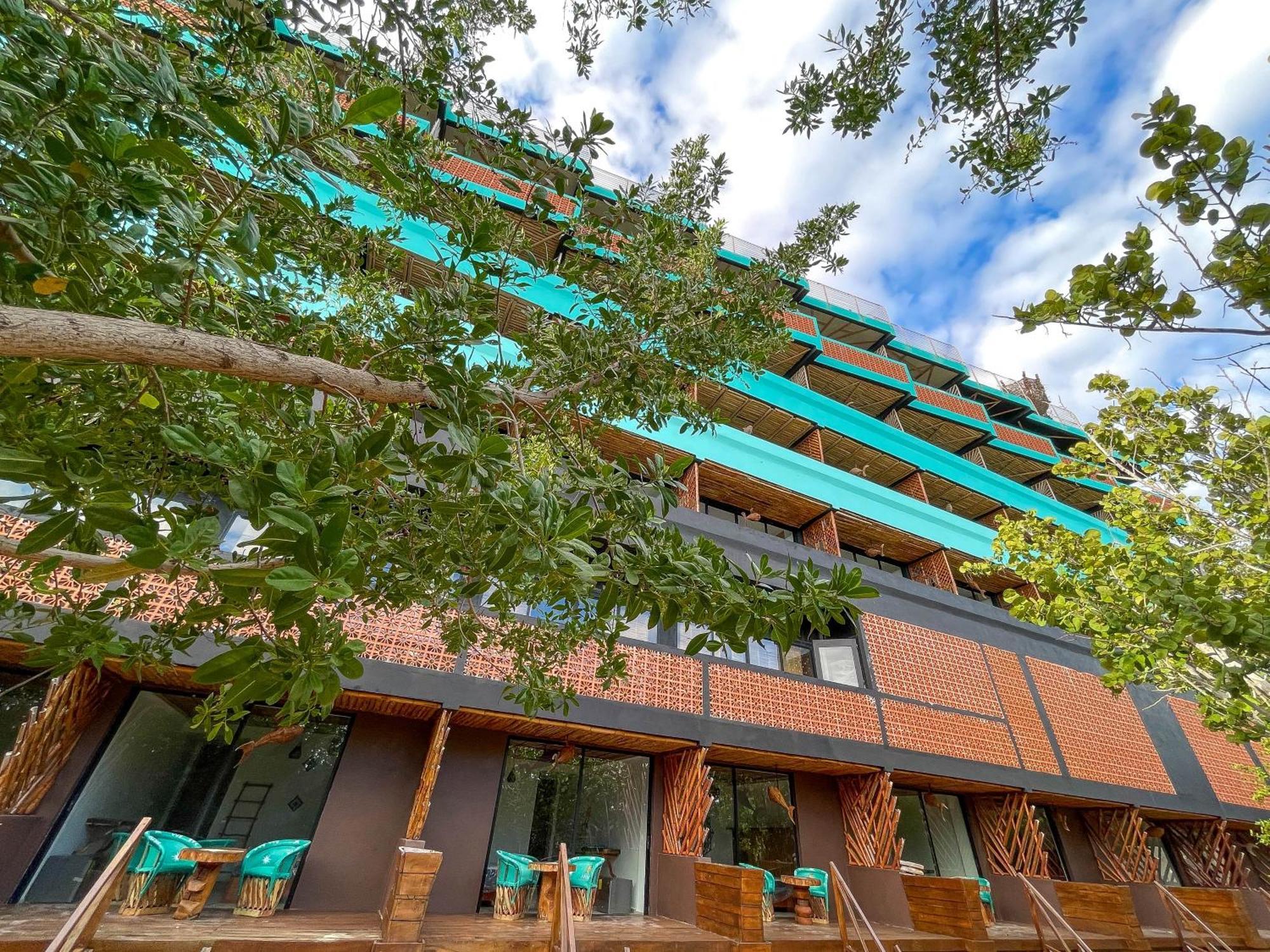 Akuazul Resorts Adults Only Cancún Exterior foto
